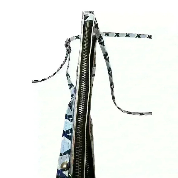 Scout Hepburn Diamond Crossbody Bag w/ Detachable Strap - Blue, Black + White - Picture 7 of 15